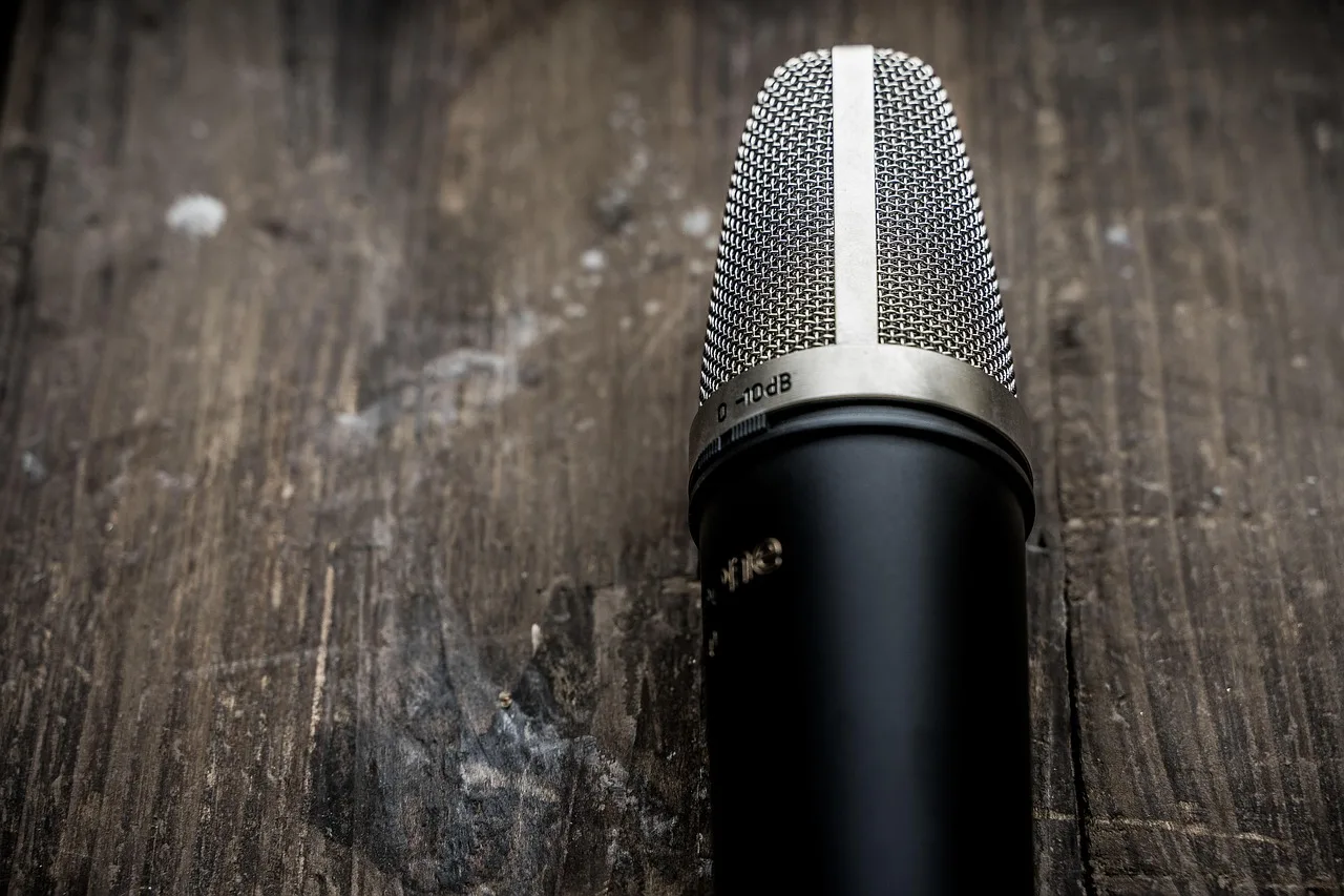 podcast, microphone, audio, radio, volume, music, studio, recording, mic, technology, media, condenser microphone, voice, digital, equipment, mp3, listen, to play, broadcast, icon, to sing, phone, network, social media, podcast, podcast, podcast, podcast, podcast