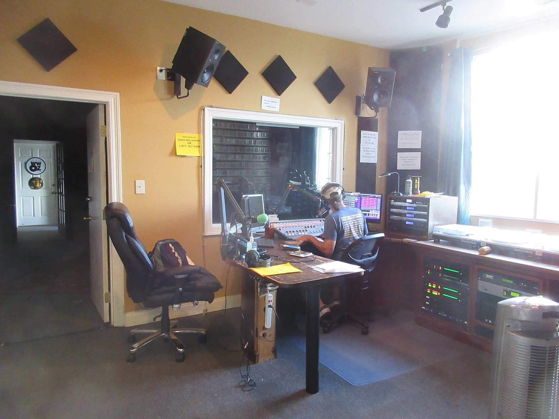 Radio WWOZ Studios New Orleans. Programmer "Old Man River" at the board.