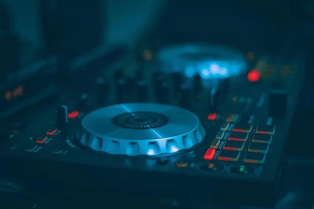 dj, control, dj equipament, mixer, mix, audio, mixing, volume, technology, stereo, console, entertainment, electronic, buttons, instrument, deejay, music, sound, blue music, dj, dj, deejay, deejay, deejay, deejay, deejay. A scoring method is what makes radio advertising reviews useful