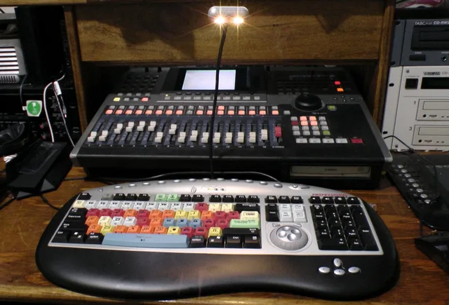 Video editing color keyboard with Yamaha AW4416 Recording Workstation (2014-03-01 by Ben2742) pixabay - 660070. How to build a radio advertising skills forecast from four signals