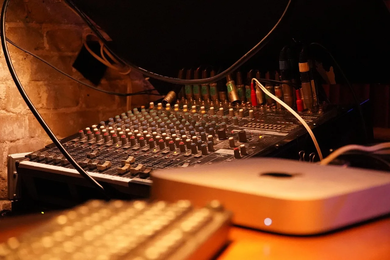 machine, audio, music, sound, studio, computer, laptop, song